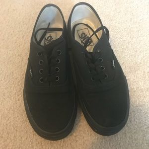 Women’s black vans